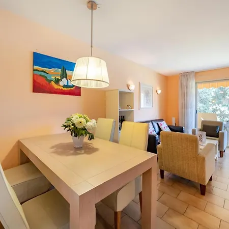 Apartmán Hello Cote D'azur - 2 Bedroom With Balcony Close To The Sea Antibes